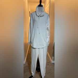 Polo Ralph Lauren Women's semi cowl neck Logo jogger style set